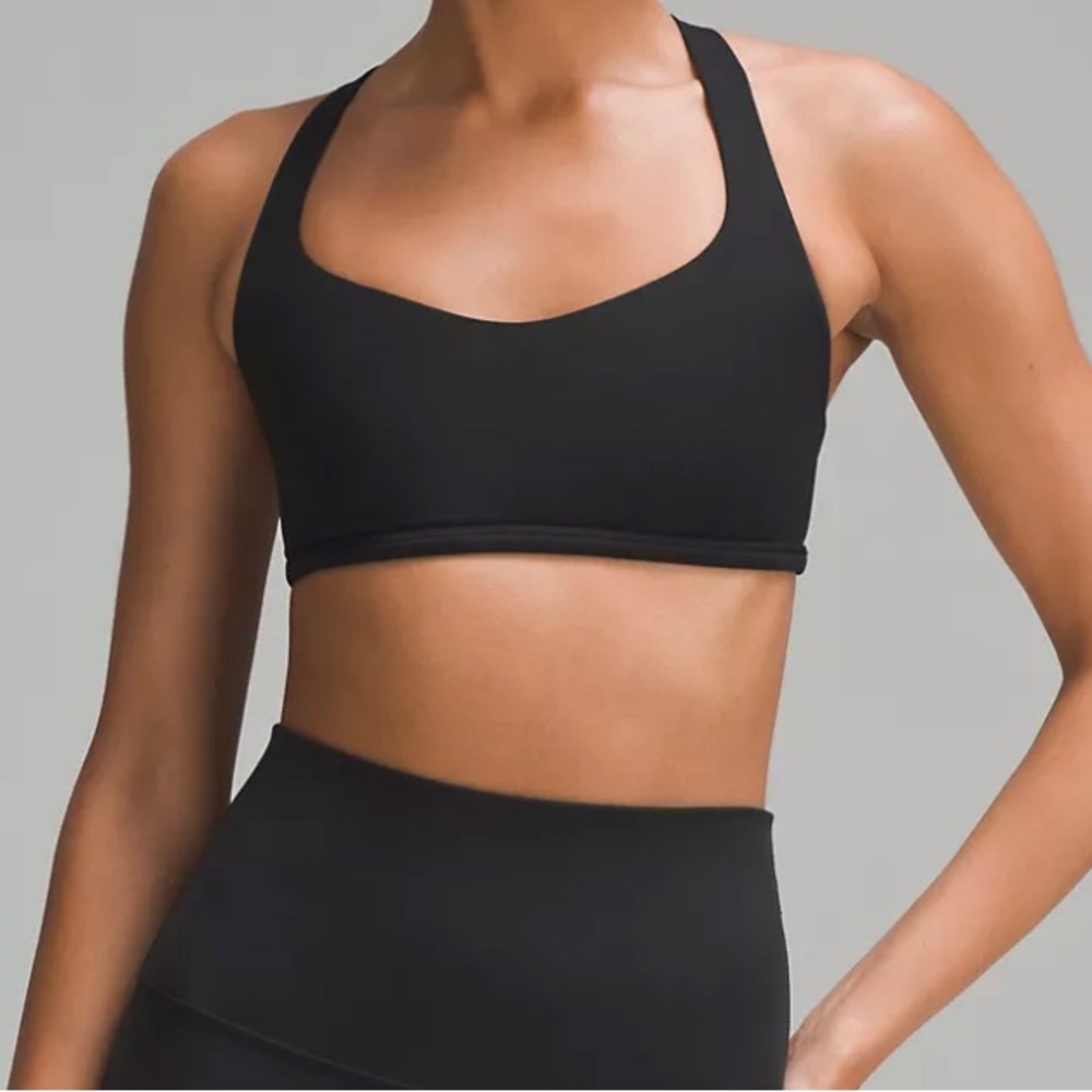 Lululemon free to be wild sports bra